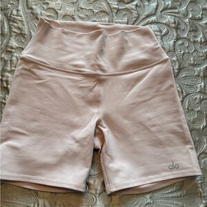 New ALO Yoga 5’ Airbrush high waist biker short